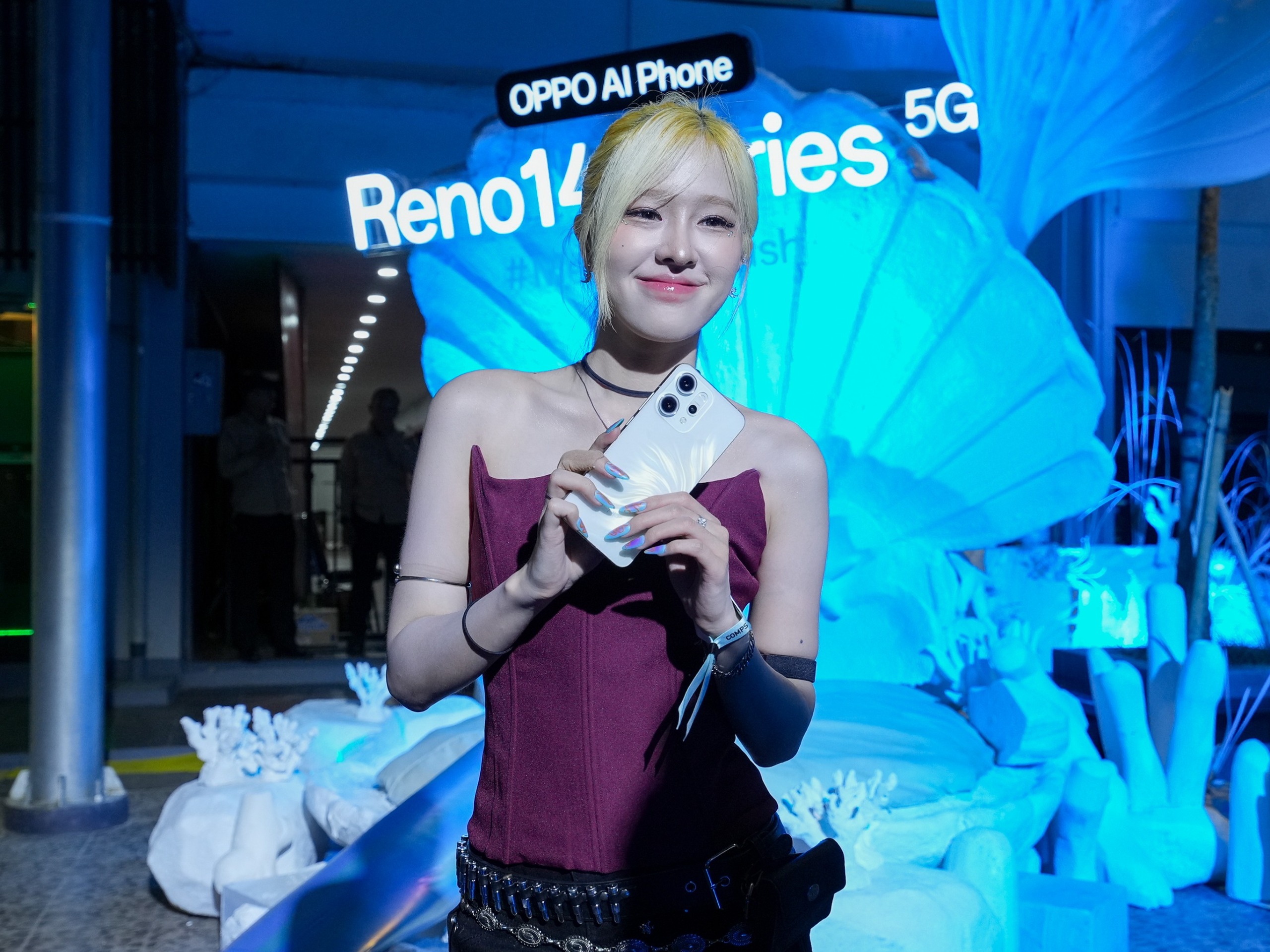 Content image for article: OPPO Reno14 Series Jadi Smartphone Favorit Baru Anak Muda Indonesia