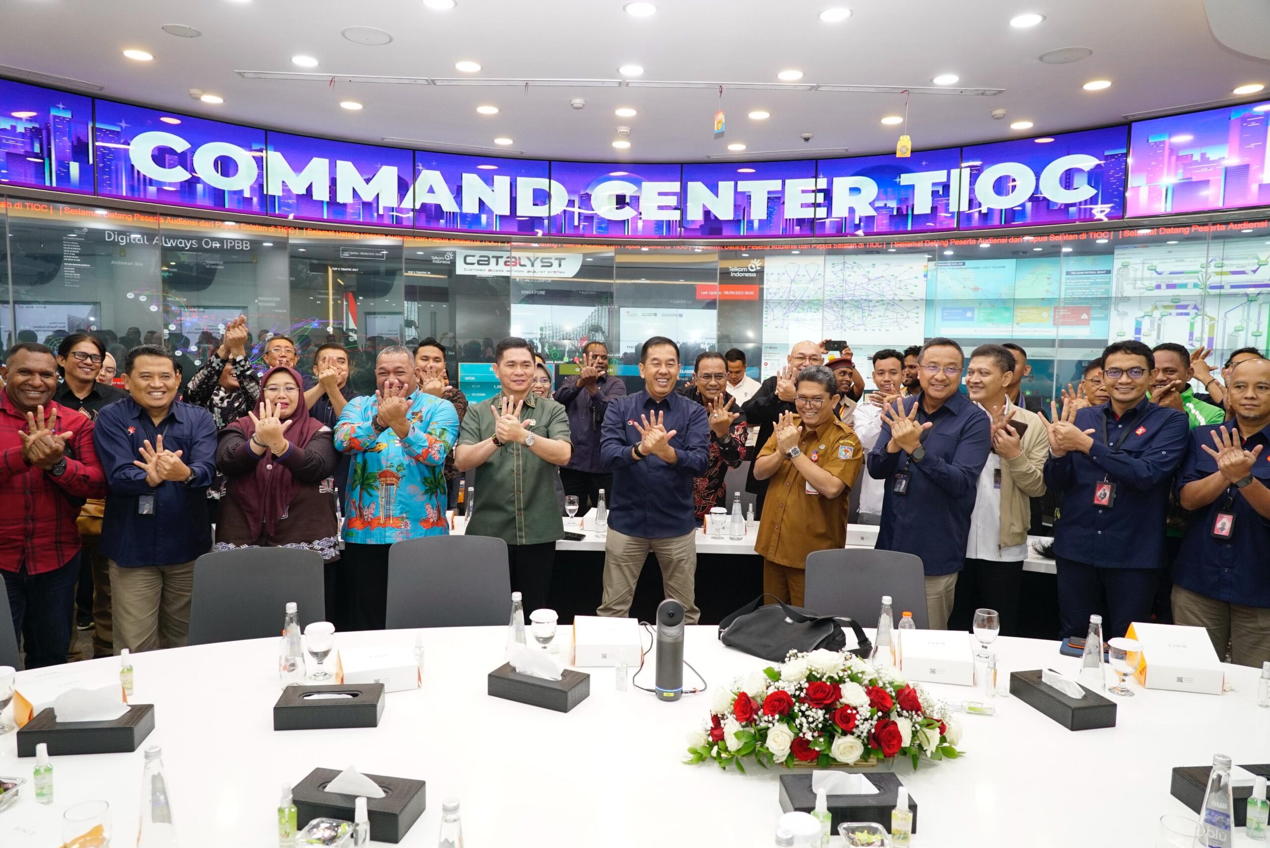 Content image for article: Telkom Transparan Soal Pemulihan SKKL Papua Selatan, Audiensi dengan Pemda dan Komunitas