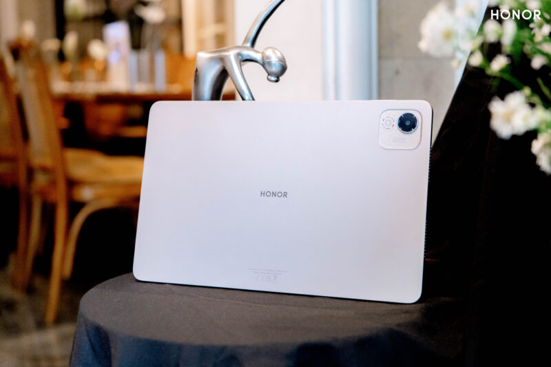 Content image for article: HONOR Rilis Tablet AI dan Smartwatch di Indonesia, Harga Mulai Rp1,6 Juta