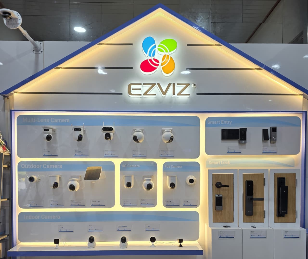 Content image for article: EZVIZ Store Resmi Hadir di Surabaya, Antisipasi Lonjakan Permintaan CCTV