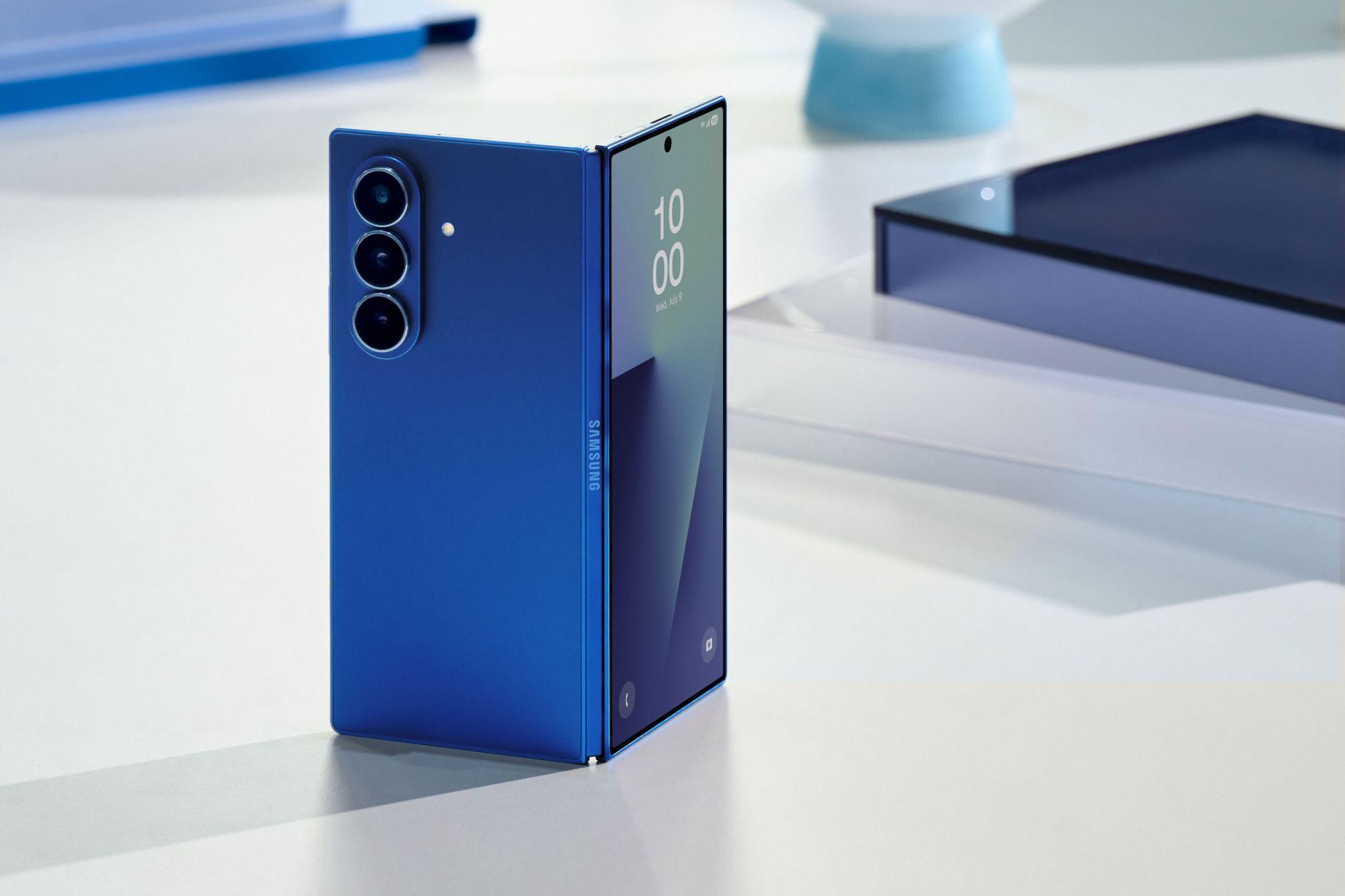 Samsung Galaxy Z Fold7 Unggul di Layar, Desain, dan Performa
