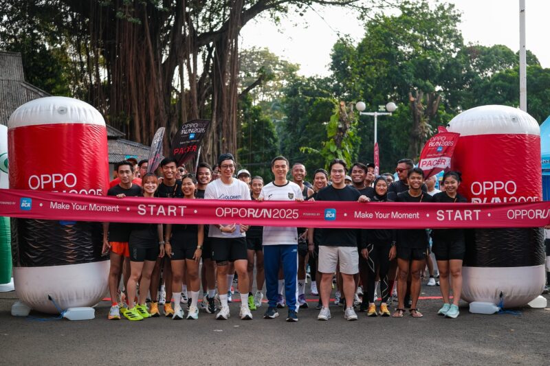 OPPO Perkenalkan Jersey dan Watch X2 di Sunday Runday Jakarta