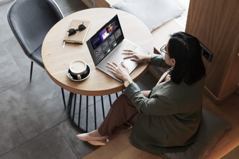 Acer Swift Air 16 Resmi Meluncur, Laptop Copilot+ PC, Bobot di Bawah 1 Kg!