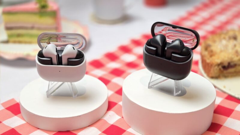 Samsung Galaxy Buds3 FE, TWS Premium Harga 1 Jutaan