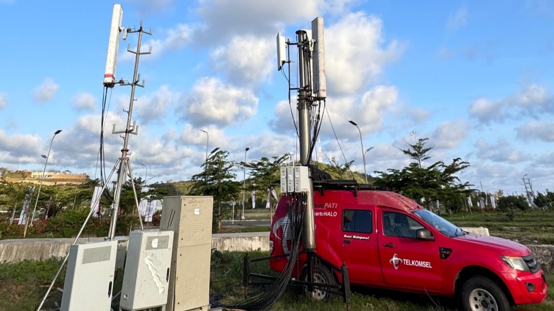 Content image for article: Telkomsel Siapkan 300+ BTS 4G/LTE dan Hyper 5G untuk MotoGP Mandalika 2025