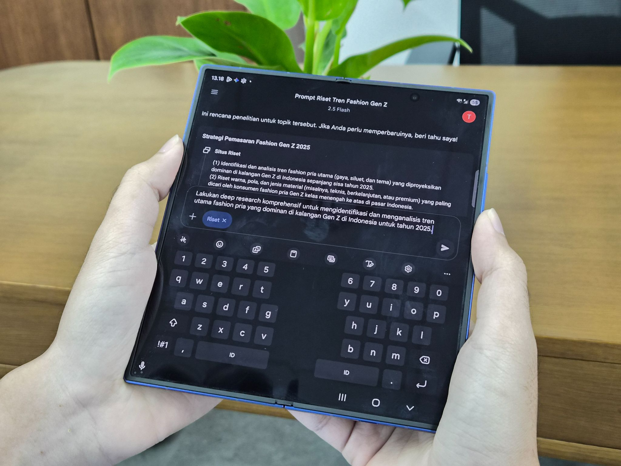Content image for article: Galaxy Z Fold7 dengan Gemini AI Dongkrak Produktivitas Kerja