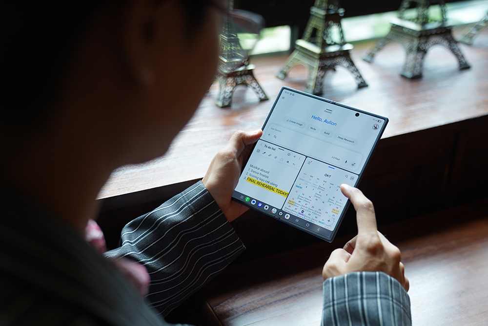 Content image for article: Galaxy Z Fold7 dan Z Flip7 Dukung Kreativitas Anak Muda Indonesia