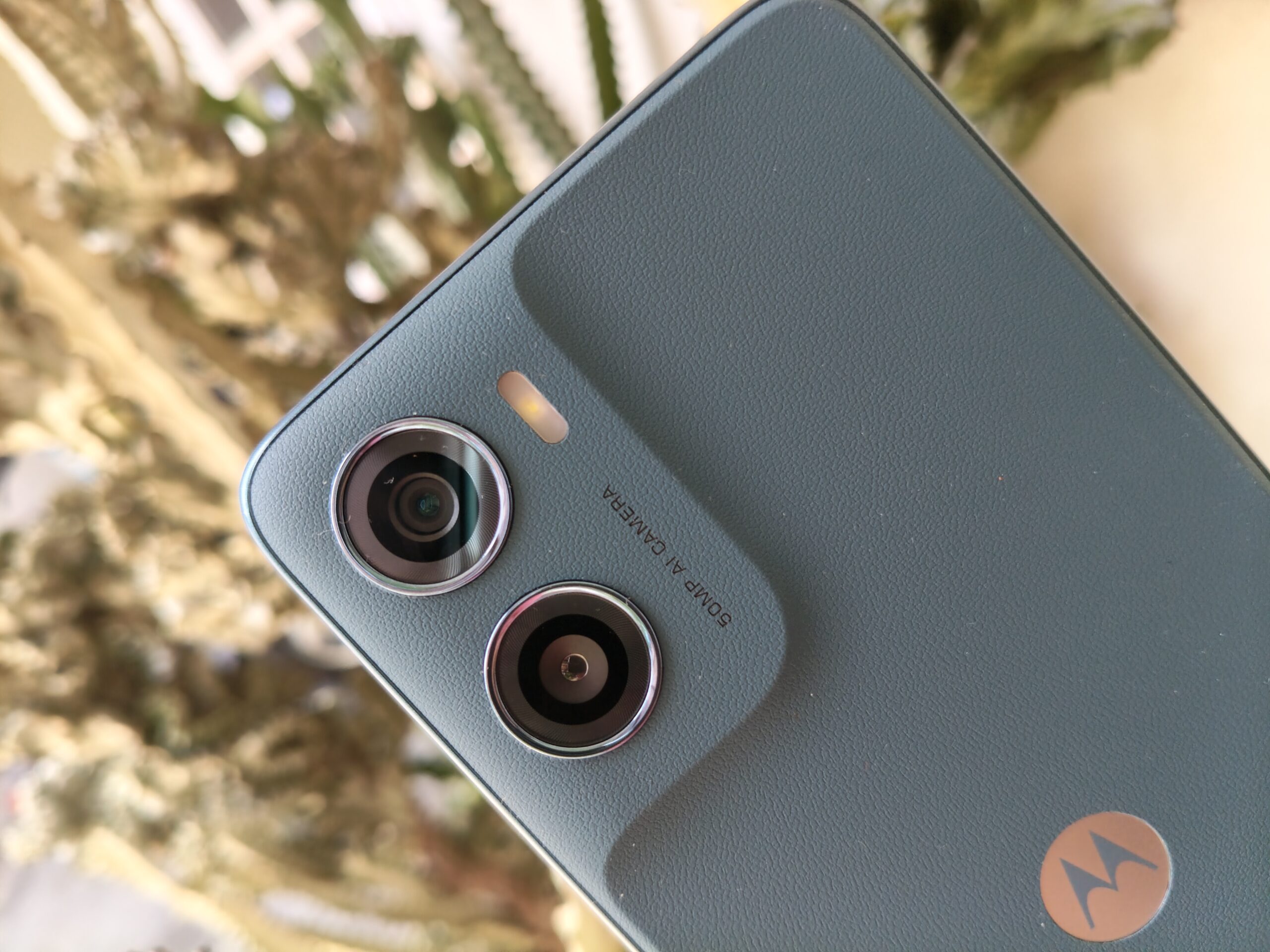 Content image for article: Motorola Moto G06 Power: Baterai 7000mAh dan Layar 120Hz Rp1,4 Juta