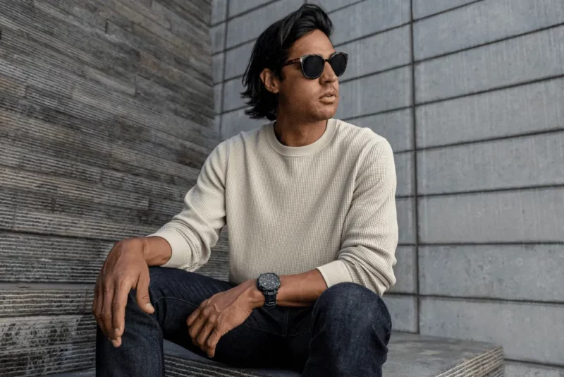 Garmin Instinct Crossover AMOLED Resmi Hadir di Indonesia