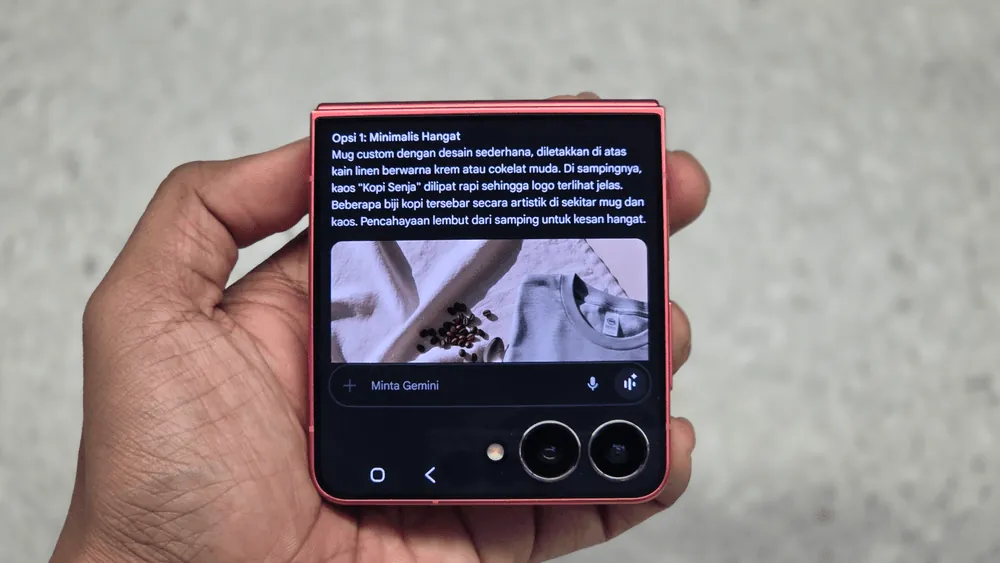 Content image for article: Galaxy Z Flip7 dan Gemini AI Solusi Bisnis Online Lebih Efisien