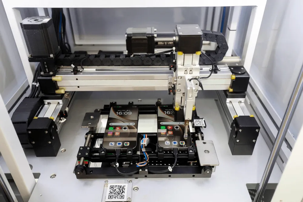 Content image for article: OPPO Umumkan Apex Guard, Standar Baru Kualitas Smartphone