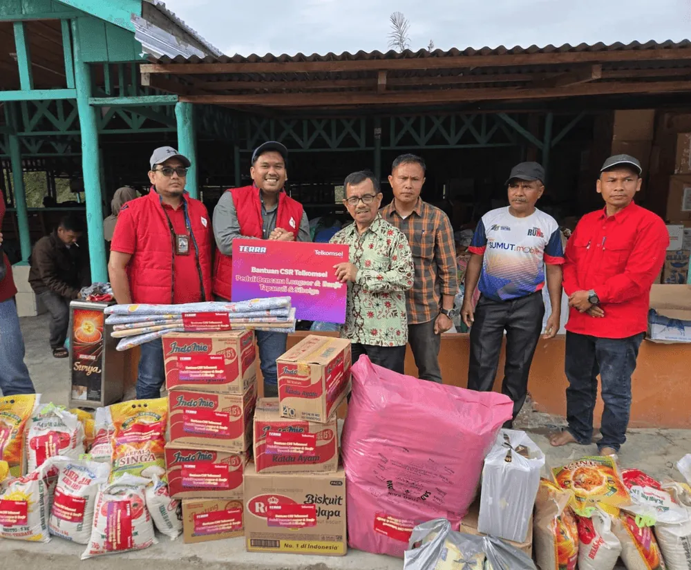 Telkomsel Percepat Pemulihan Jaringan dan Salurkan Bantuan di Sumatera
