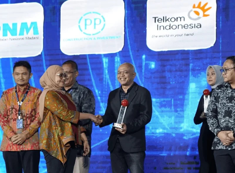 Aplikasi Cegah Stunting Telkom Raih IDX Channel Award 2025