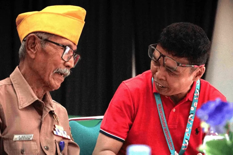 Telkomsel dan Kitabisa Gelar Operasi Katarak Gratis