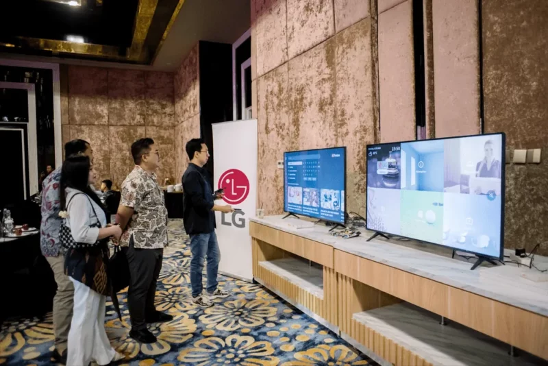 LG Luncurkan Dua Inovasi Information Display untuk Produktivitas Bisnis
