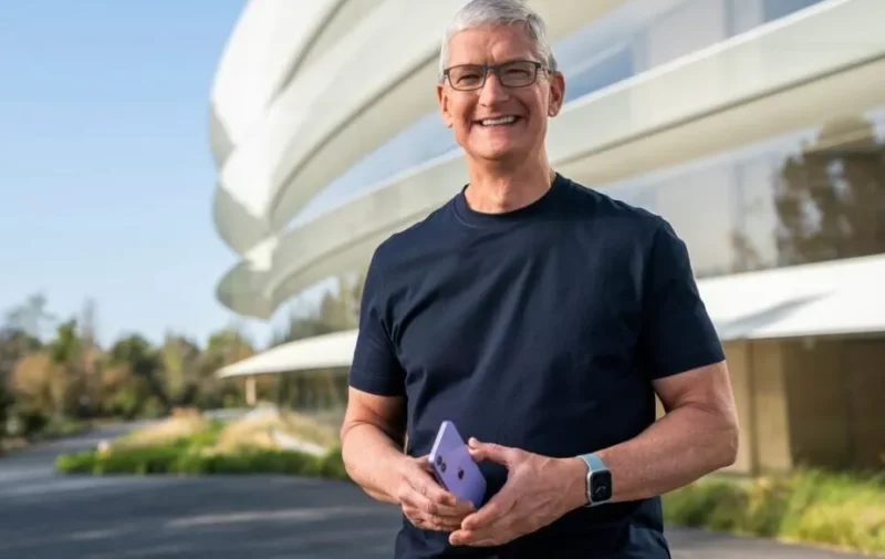 Tim Cook Tak Akan Mundur dari Apple dalam Waktu Dekat