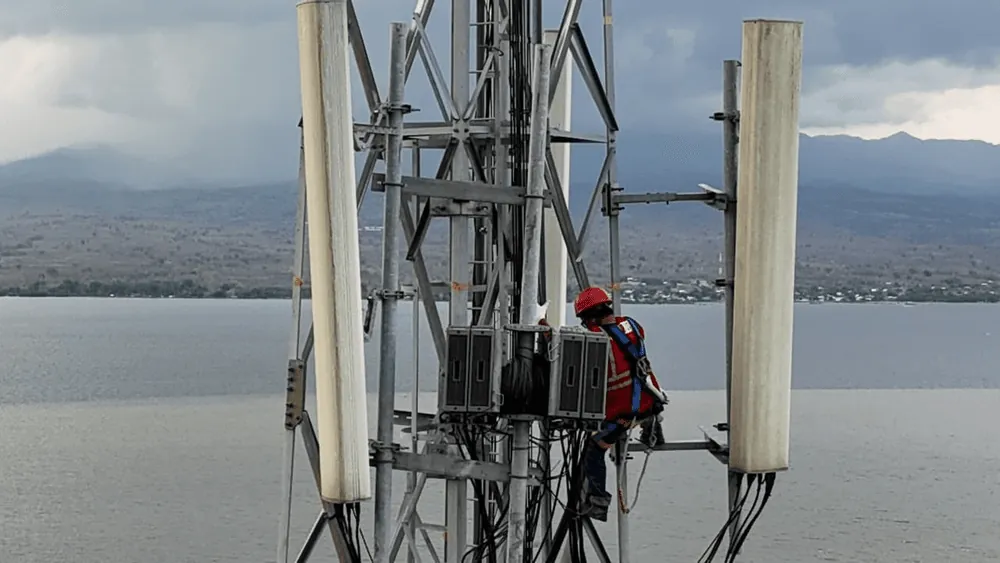 XLSmart Upayakan Penguatan Energi demi Pemulihan Jaringan di Sumatera