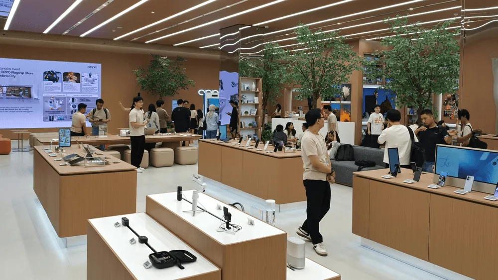 Content image for article: OPPO Buka Flagship Store Baru di Gandaria City dengan Konsep Third Living Space