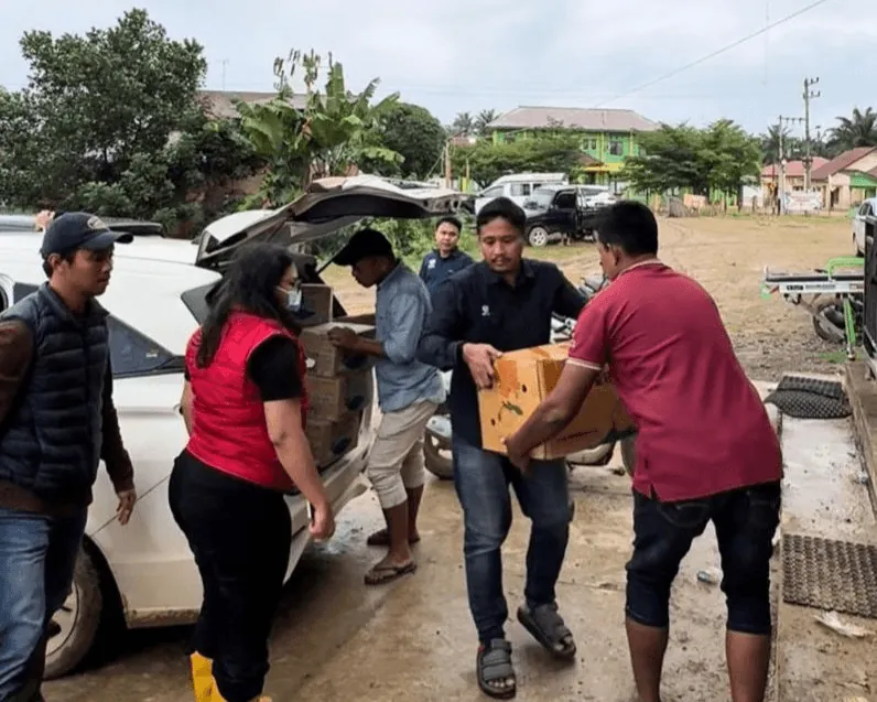 Content image for article: TelkomGroup Pulihkan Layanan di Atas 80% Pasca Bencana Sumatra