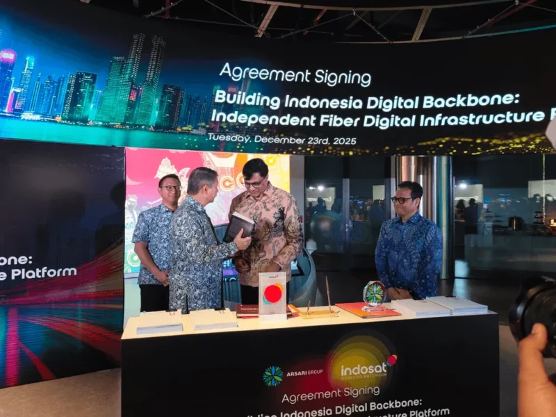 Indosat, Arsari, dan Northstar Bentuk FiberCo, Perkuat Tulang Punggung Digital