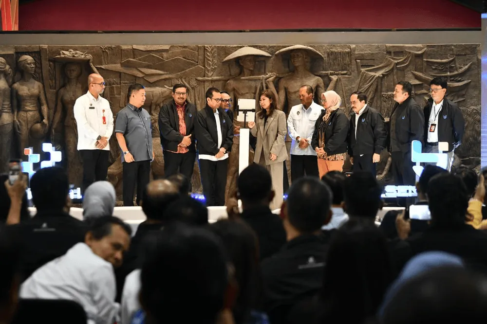 Content image for article: Registrasi Biometrik Nomor Seluler Resmi Berlaku, Ini Upaya Pemerintah Tekan Penipuan Online