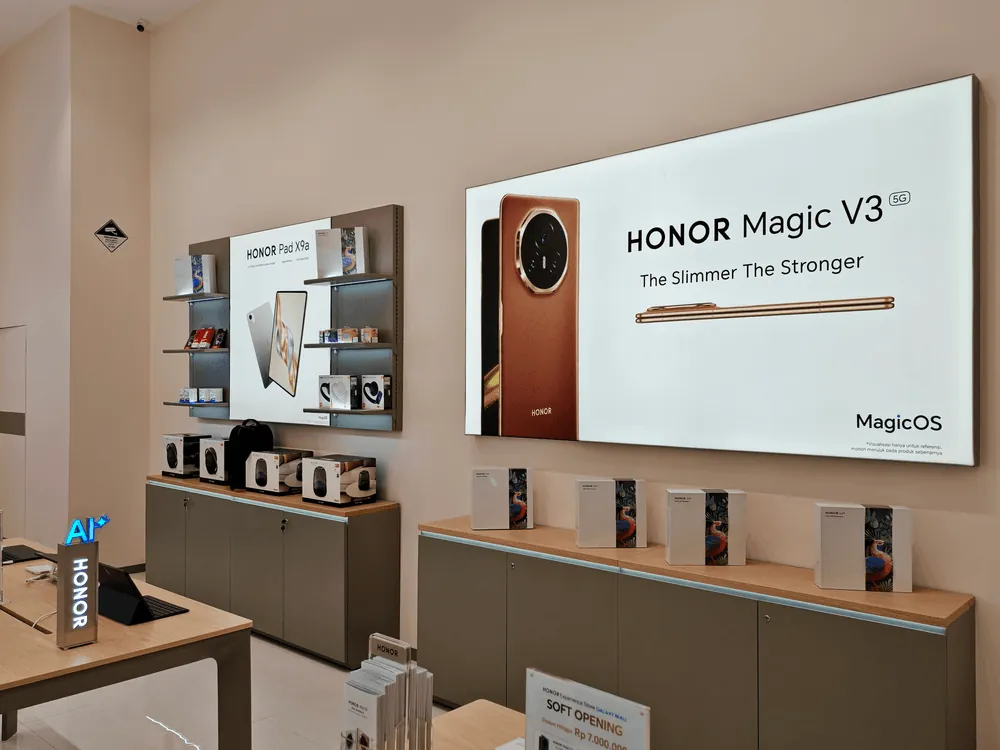 Content image for article: HONOR Resmikan Experience Store Pertama di Surabaya, Tawarkan Promo Spesial