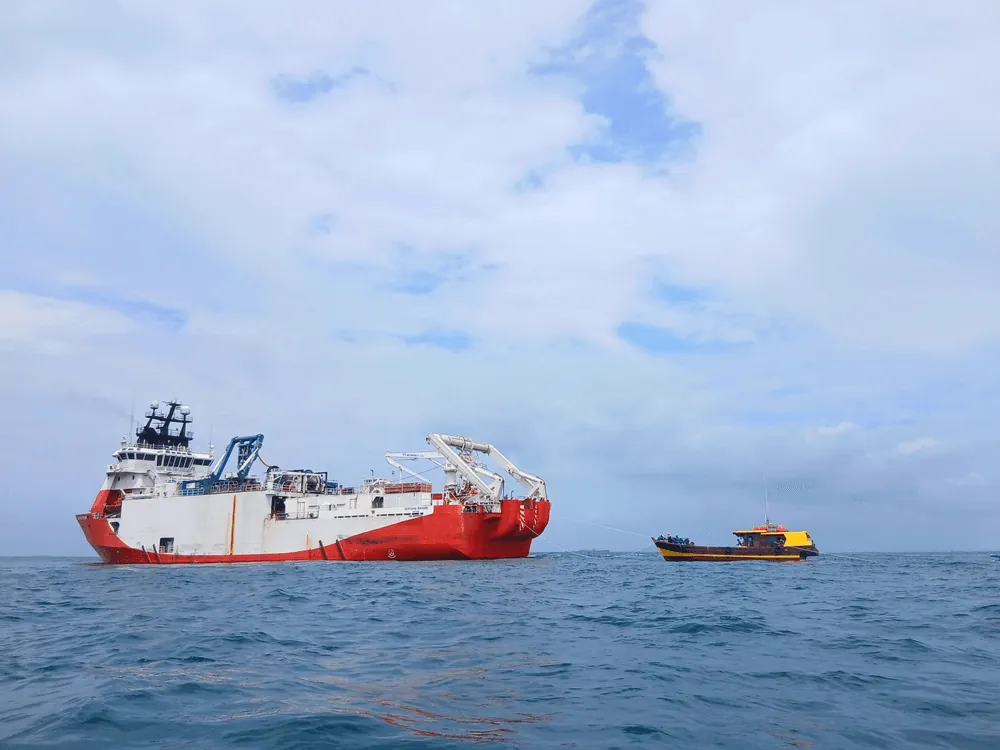 Content image for article: Triasmitra dan Moratelindo Mulai Gelar SKKL Rising 8 Jakarta-Singapura