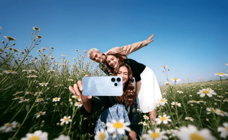 OPPO Reno15 Series Hadirkan AI Motion Photo dan Border Stitching