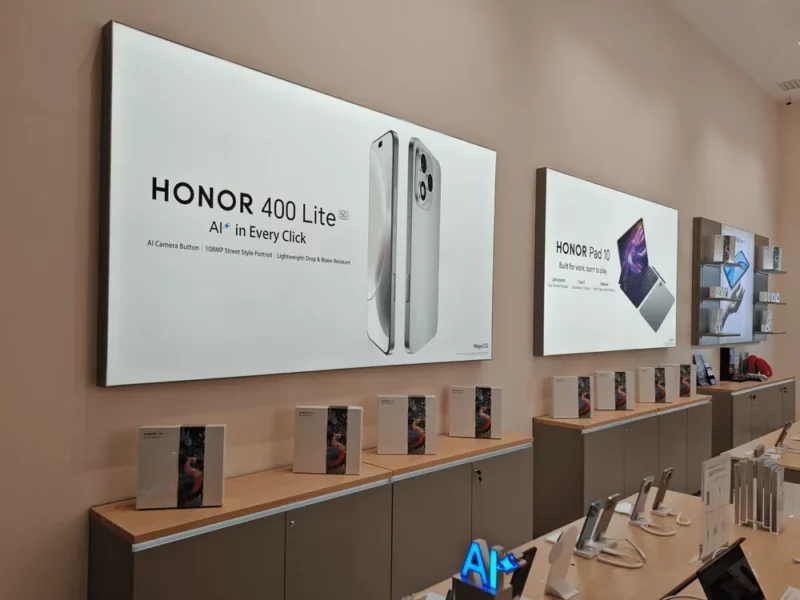 HONOR Resmikan Experience Store Pertama di Surabaya