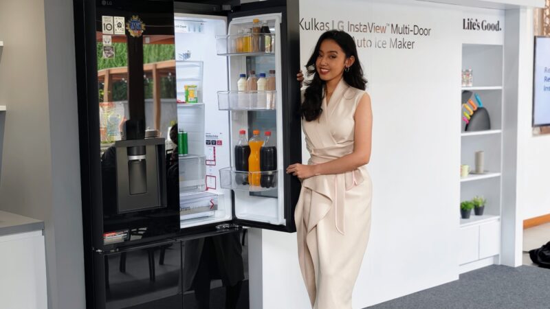 LG InstaView Multi-Door Resmi Hadir, Bawa Auto Ice Maker Pintar