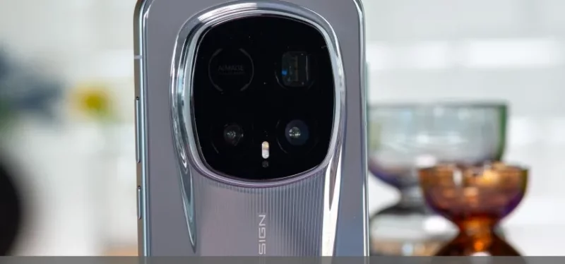 Bukan Sekadar HP! Intip Kemewahan Unboxing Honor Magic8 RSR Porsche Design