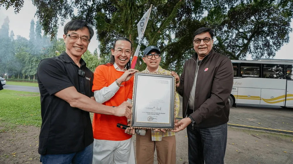 Content image for article: Dave Hendrik & Iwet Ramadhan Pecahkan Rekor MURI Livestream TikTok 11 Jam