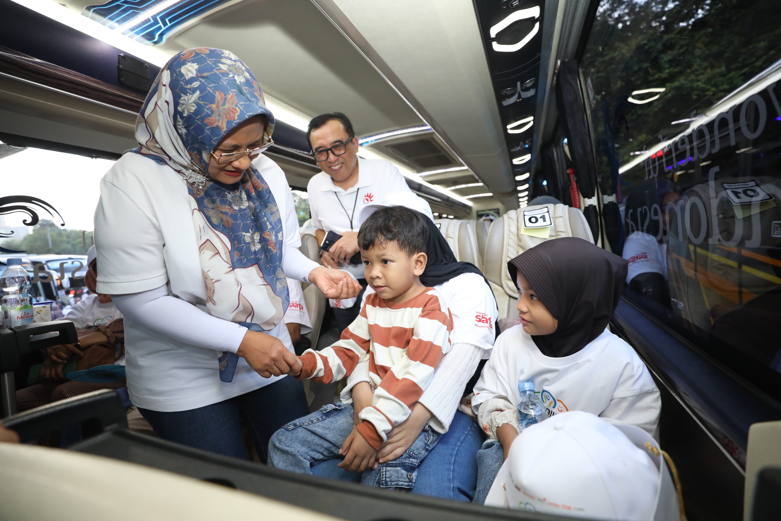 Sinergi BUMN-Danantara: Telkom Berangkatkan Ribuan Pemudik