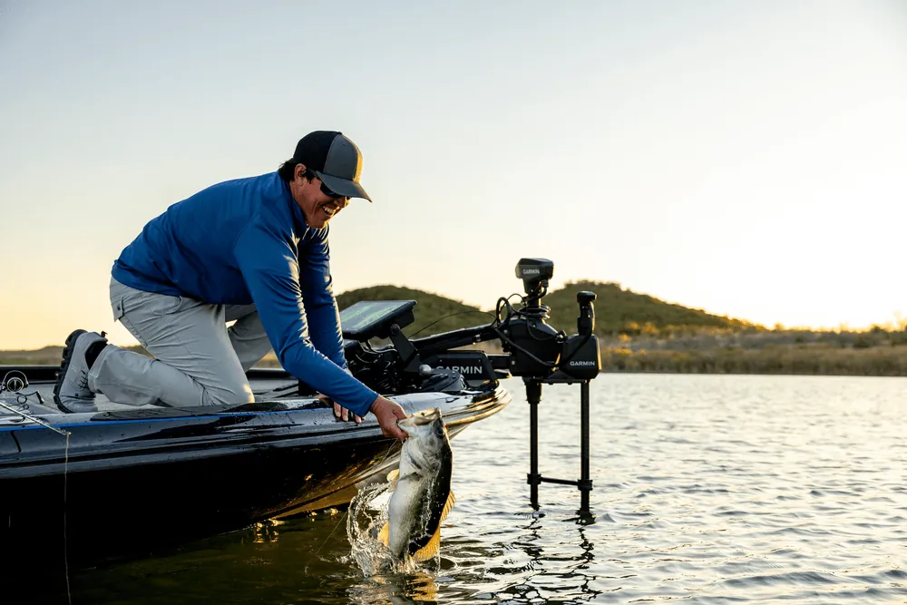 Content image for article: Garmin Luncurkan Sonar 360 Derajat dengan Spy Pole untuk Pemancing