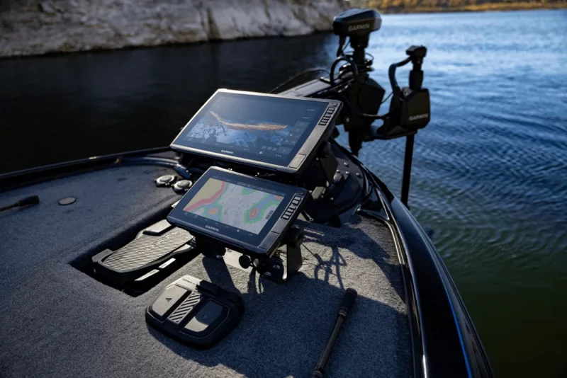 Garmin Sonar 360 Derajat dengan Spy Pole Pas untuk Pemancing