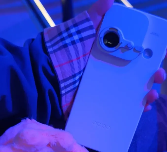 Oppo Find X9s Pro telephoto zoom accessory