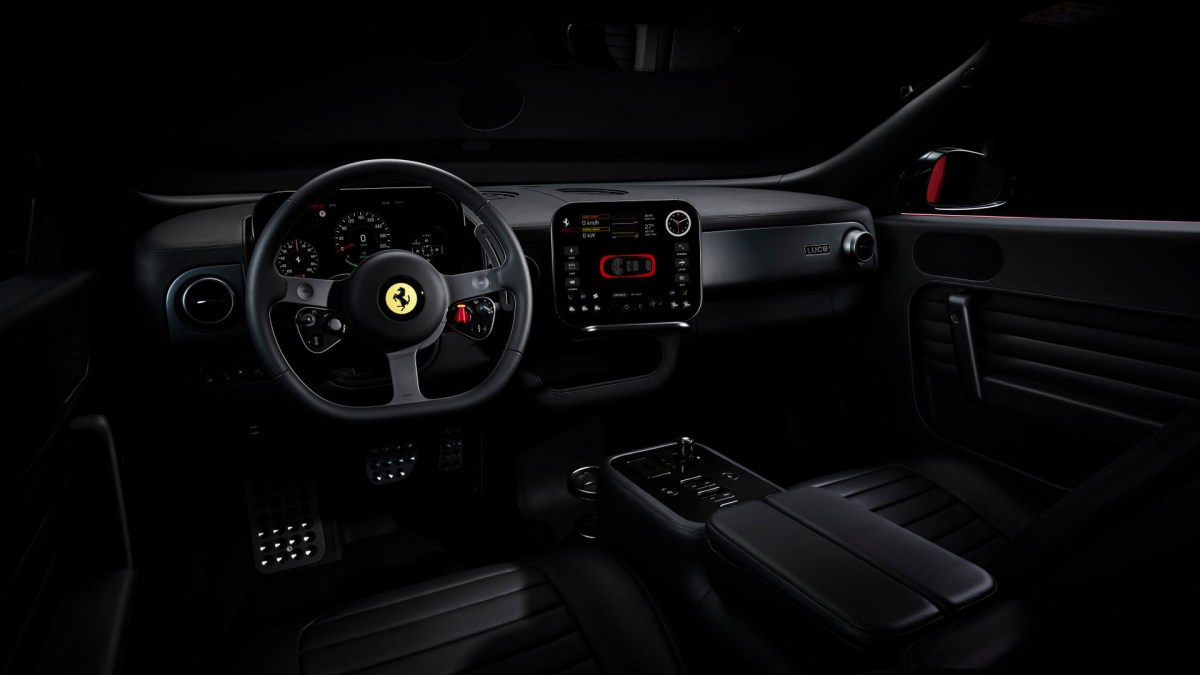 Content image for article: Ferrari Luce Pakai Layar Samsung Berlubang dan Bertumpuk