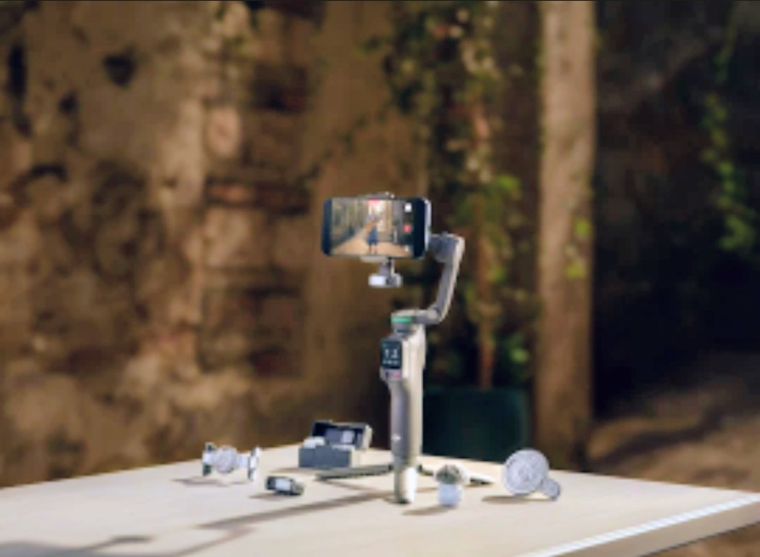Content image for article: DJI Osmo Mobile 8P Resmi: Gimbal Canggih dengan FrameTap & ActiveTrack 8.0